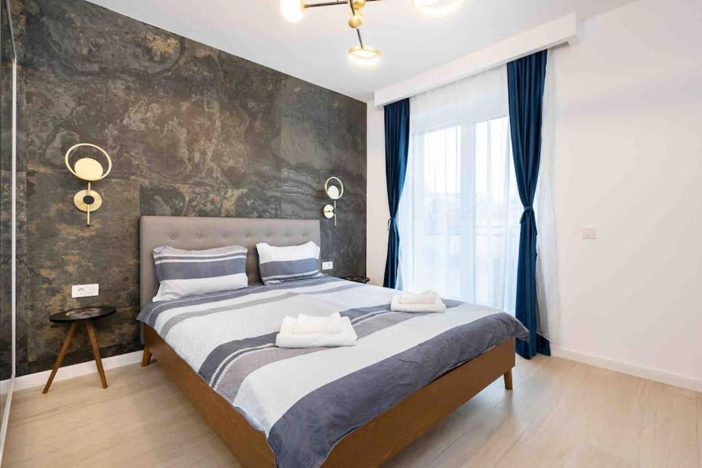 Blue Velvet Lägenhet Bukarest Exteriör bild