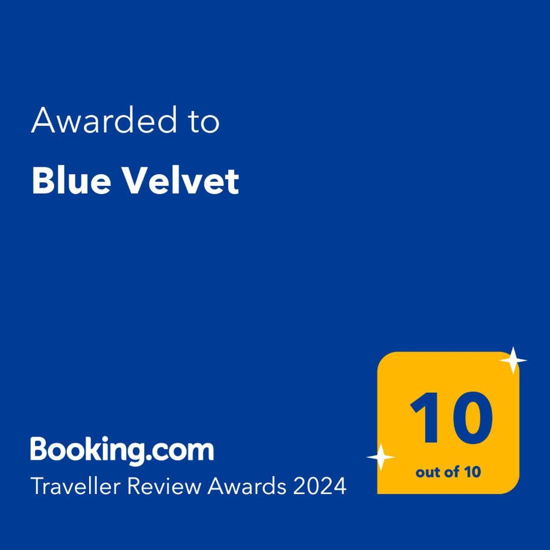 Blue Velvet Lägenhet Bukarest Exteriör bild