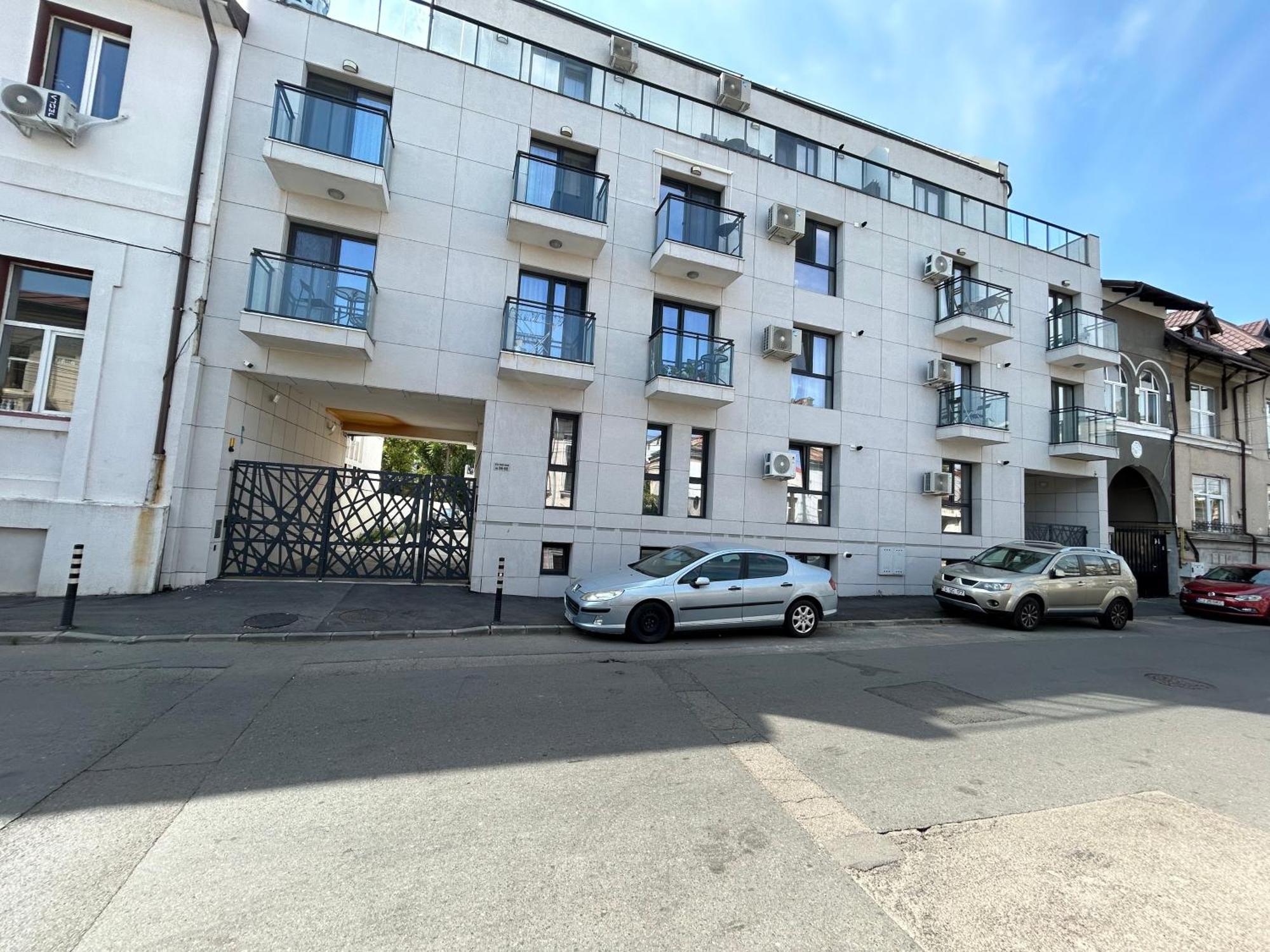 Blue Velvet Lägenhet Bukarest Exteriör bild